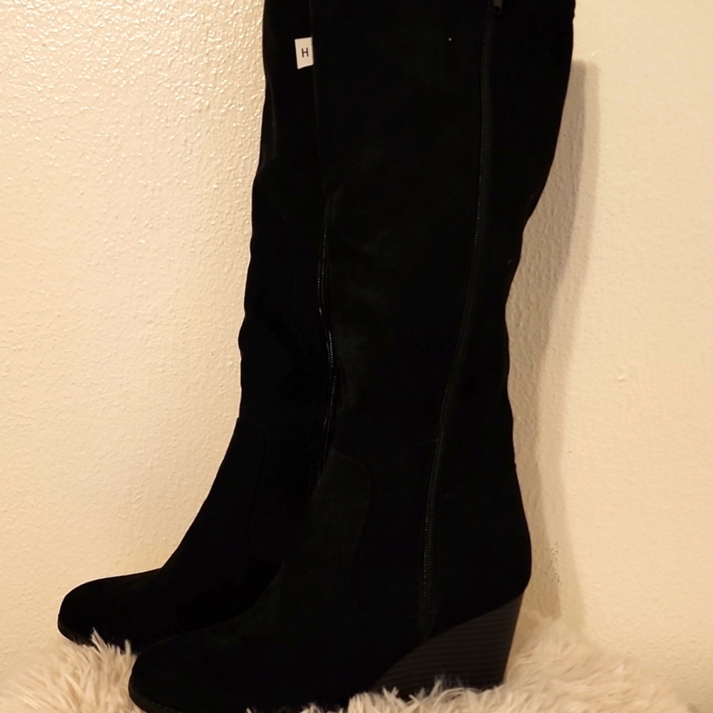 Me Too Black Boots Size 5.5